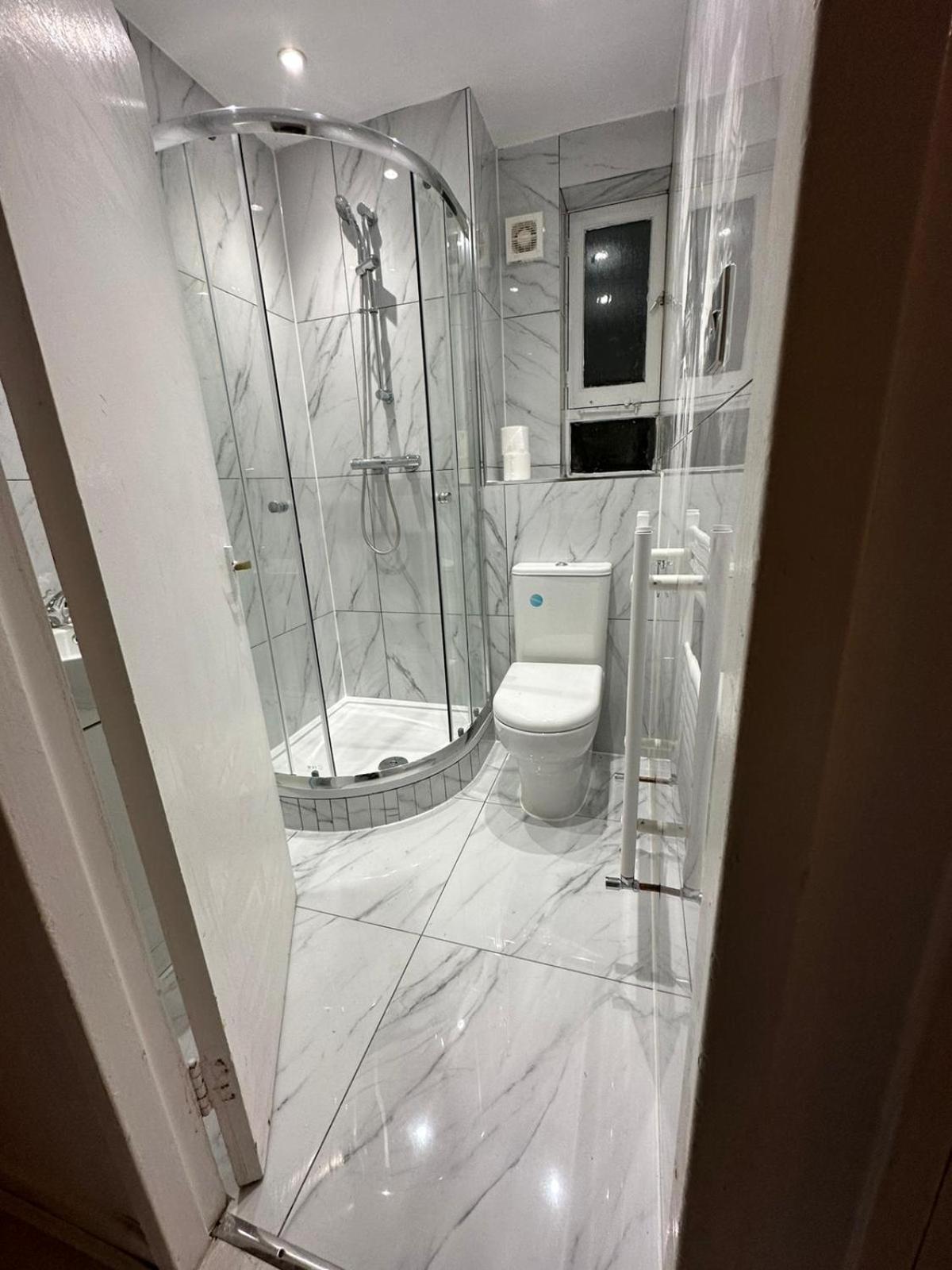 3 Bedroom King Cross Station City Centre Apartament