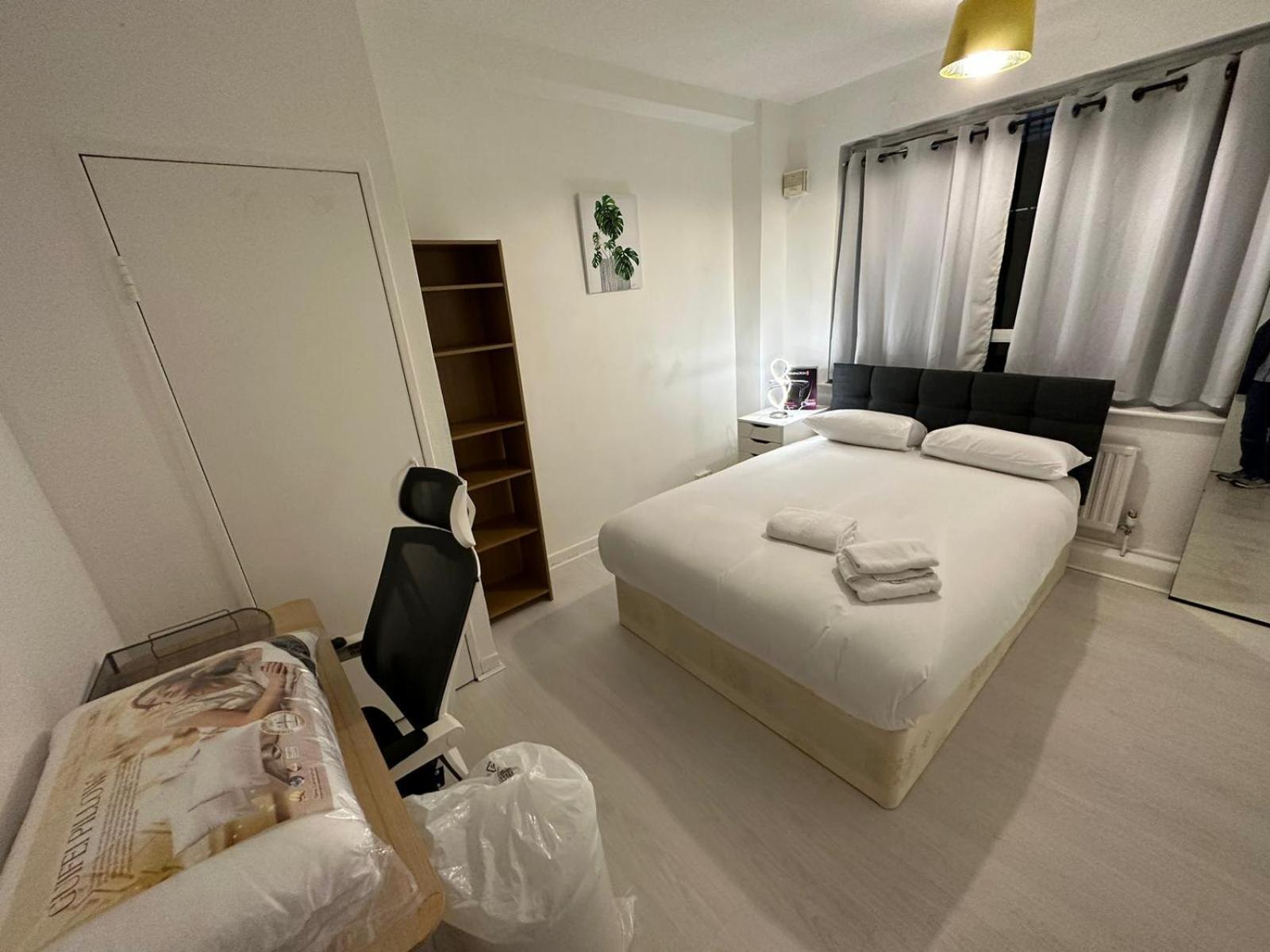 3 Bedroom King Cross Station City Centre Apartament Londra